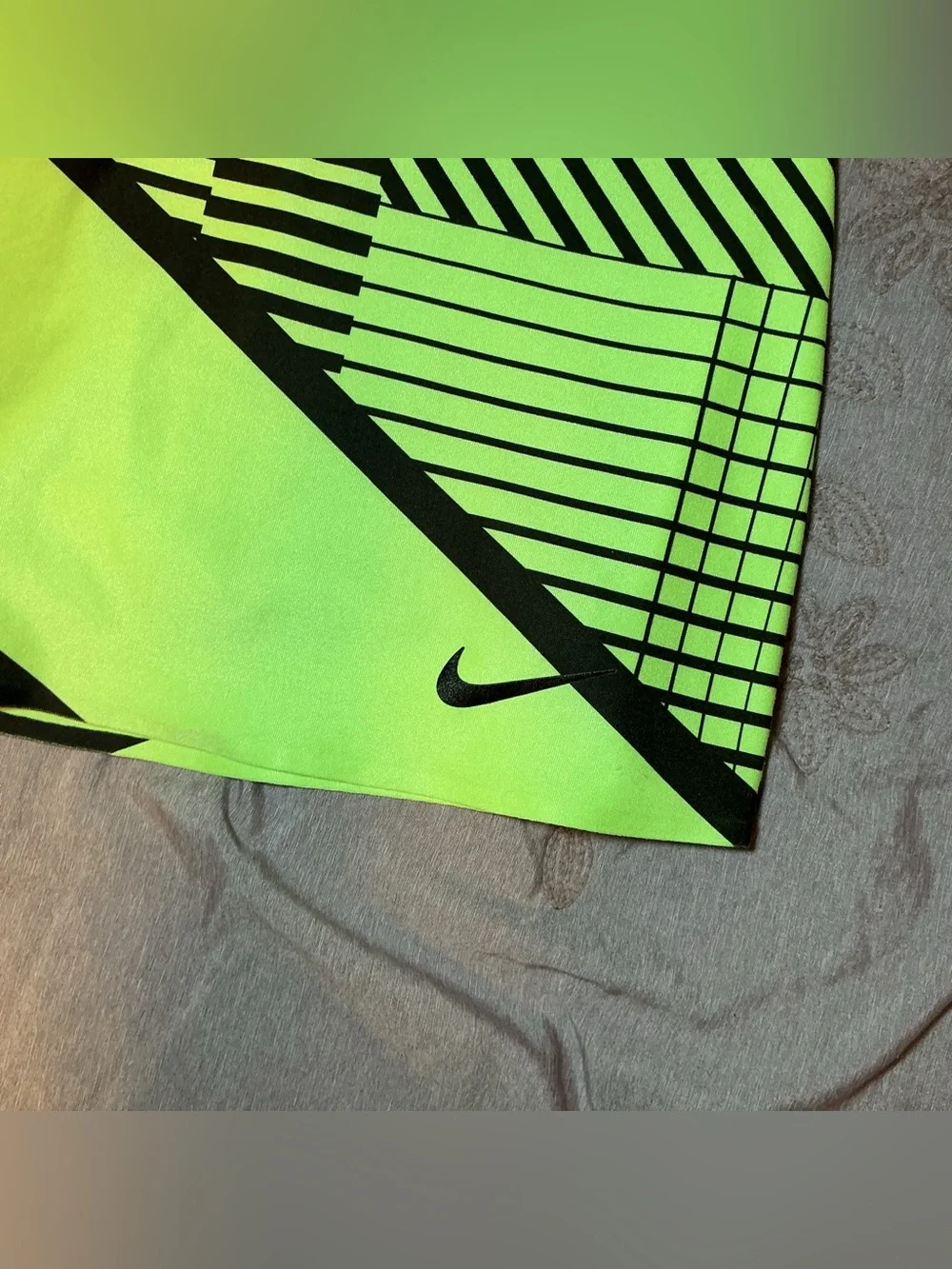 Nike Women’s Black and Neon Green Graphic Athletic Skirt